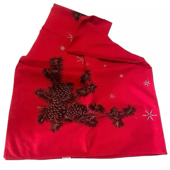 MCM Red Tablecloth By California Hand Prints Pinecone Silver Snowflakes 64x52.5” - Picture 2 of 4